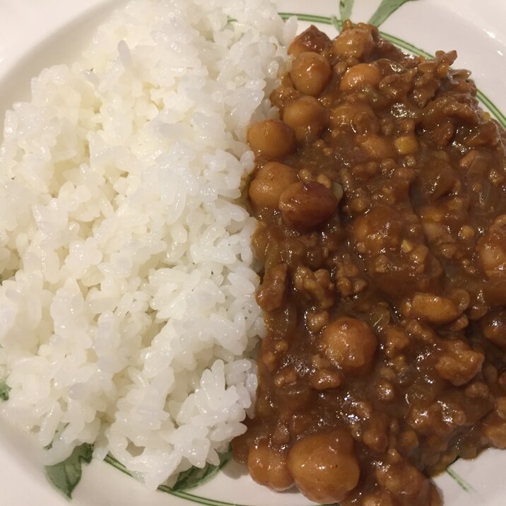 ひよこ豆のキーマカレー☆缶詰を使って時短☆